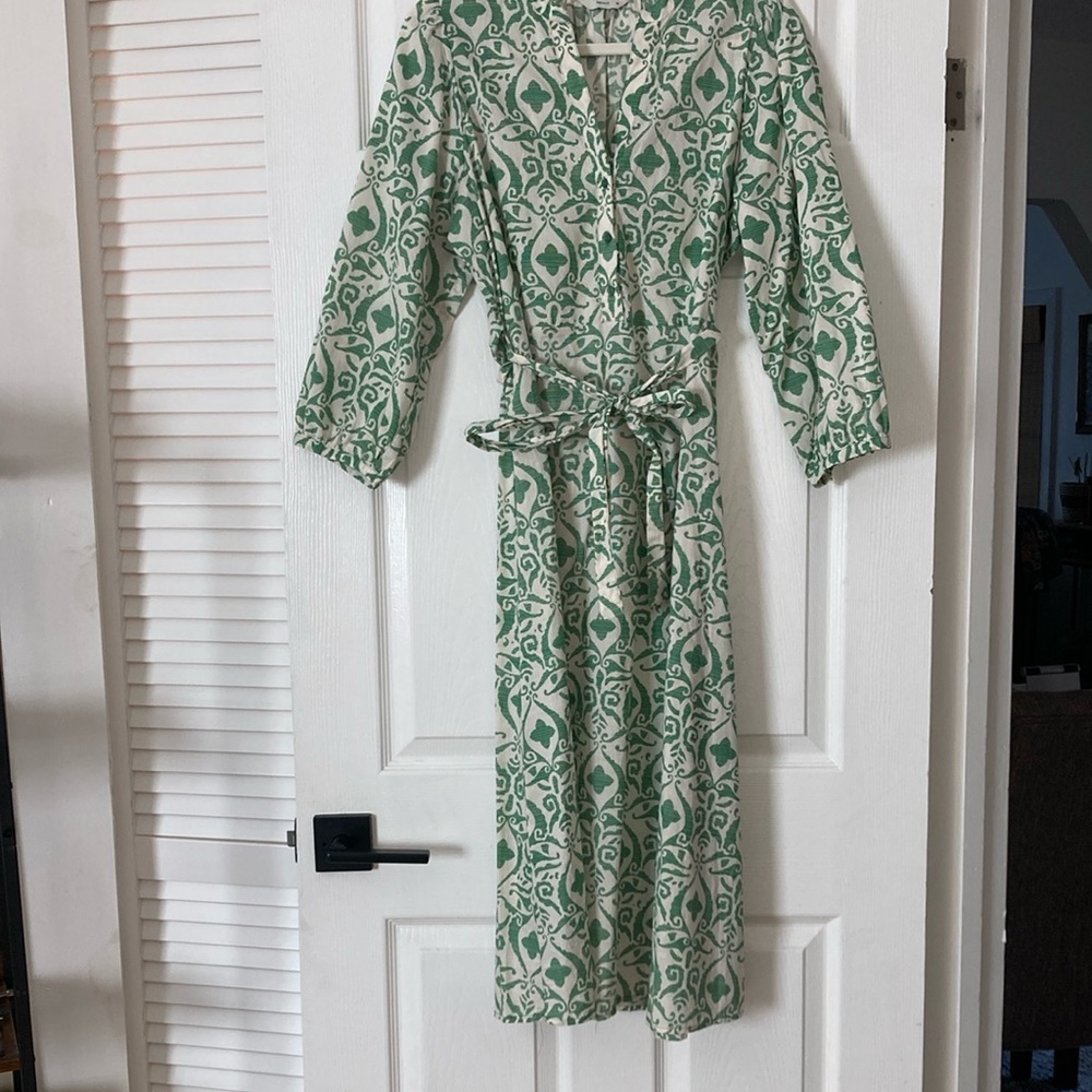 Green and cream Patterned Dress like new!
